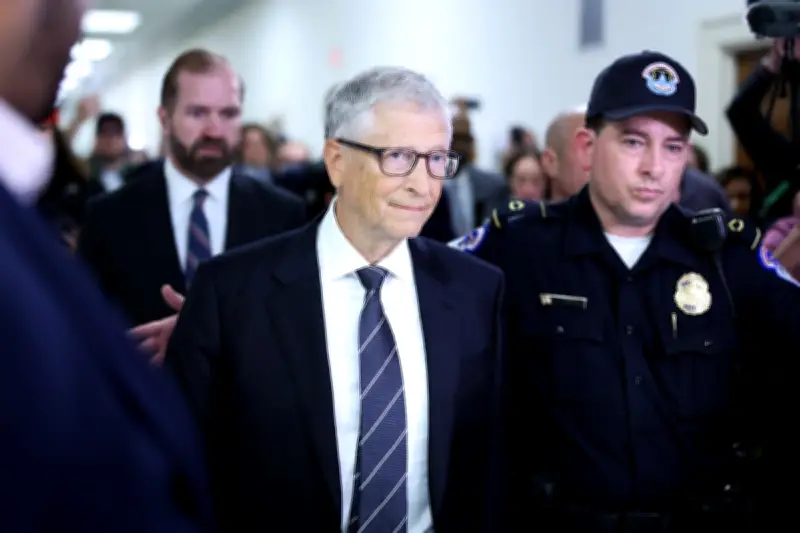 Epstein Fixer Sought Bill Gates Lover Meeting at London City Hall