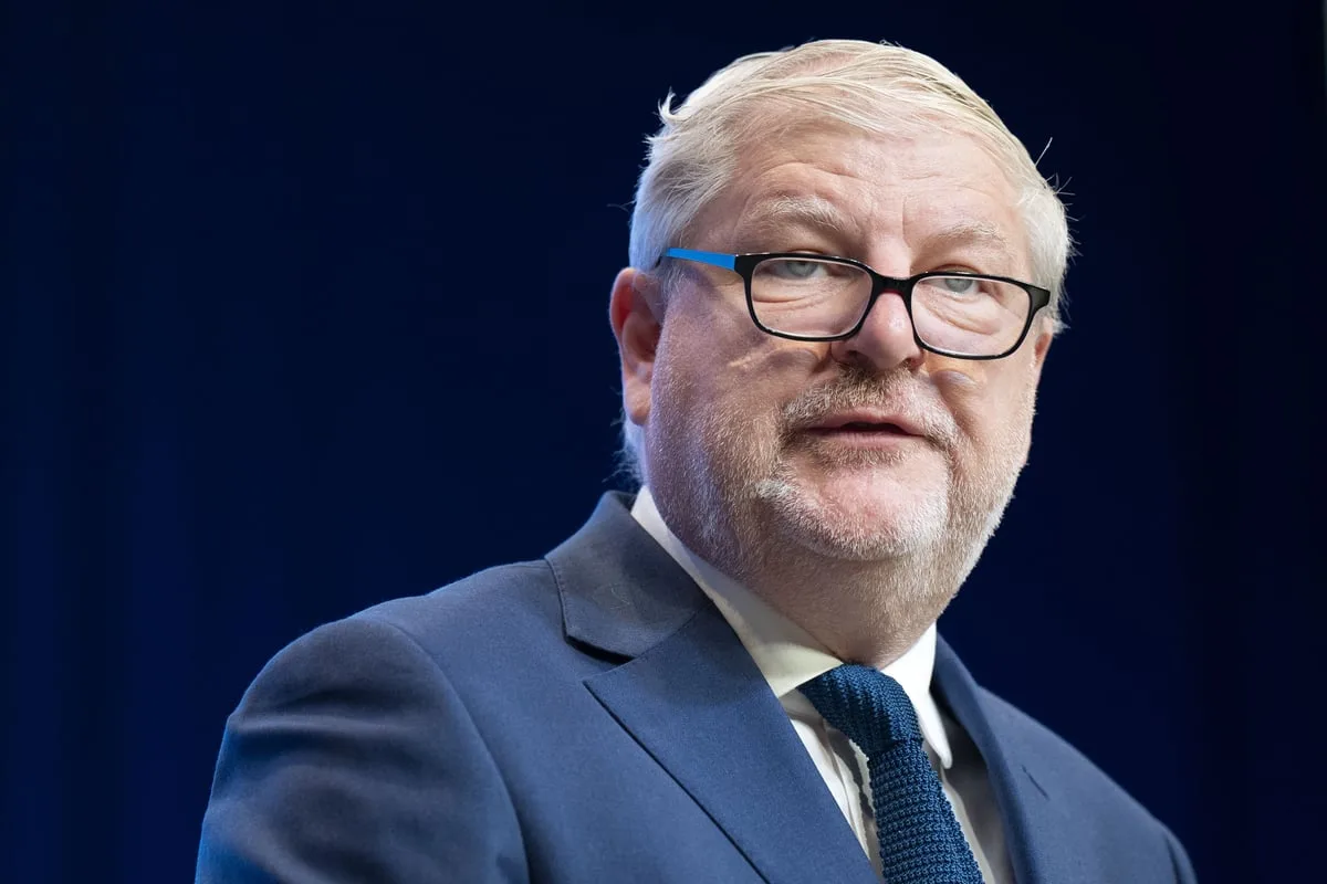 Ex-Green Minister Unseats SNP’s Angus Robertson in Holyrood