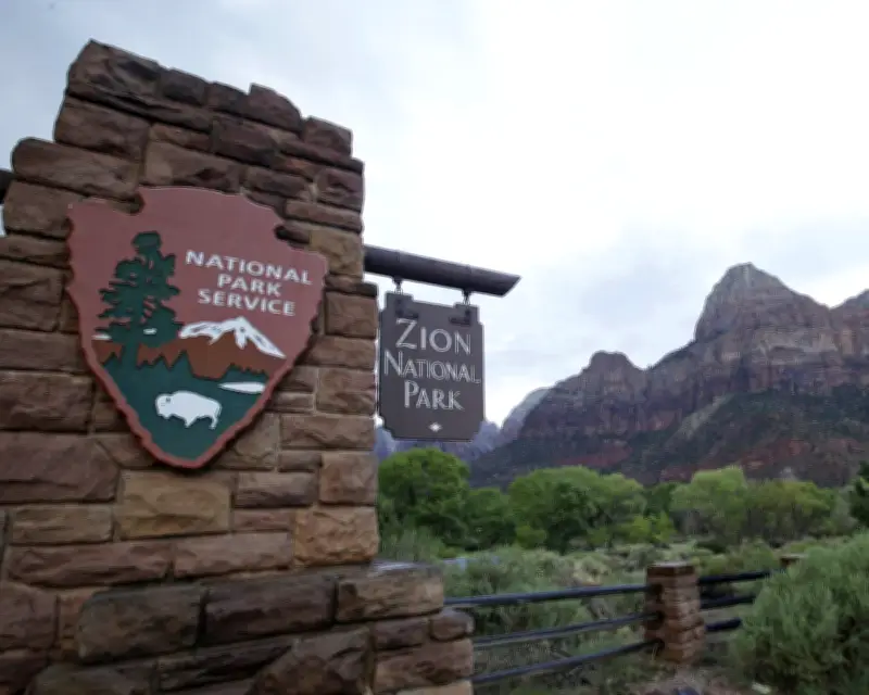 Ex-Las Vegas Youth Pastor Dies After Arrest for Wife's 2006 Zion Park Death
