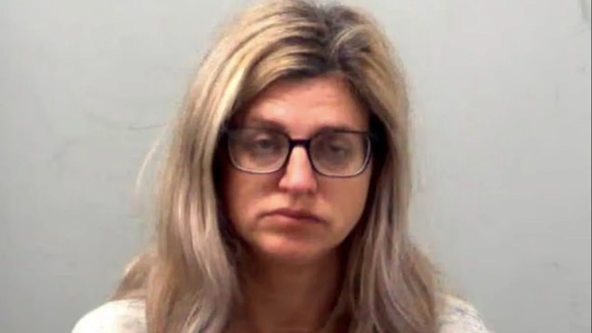 Ex-Lawyer Wanted on Four Arrest Warrants Spotted at Disneyland Paris