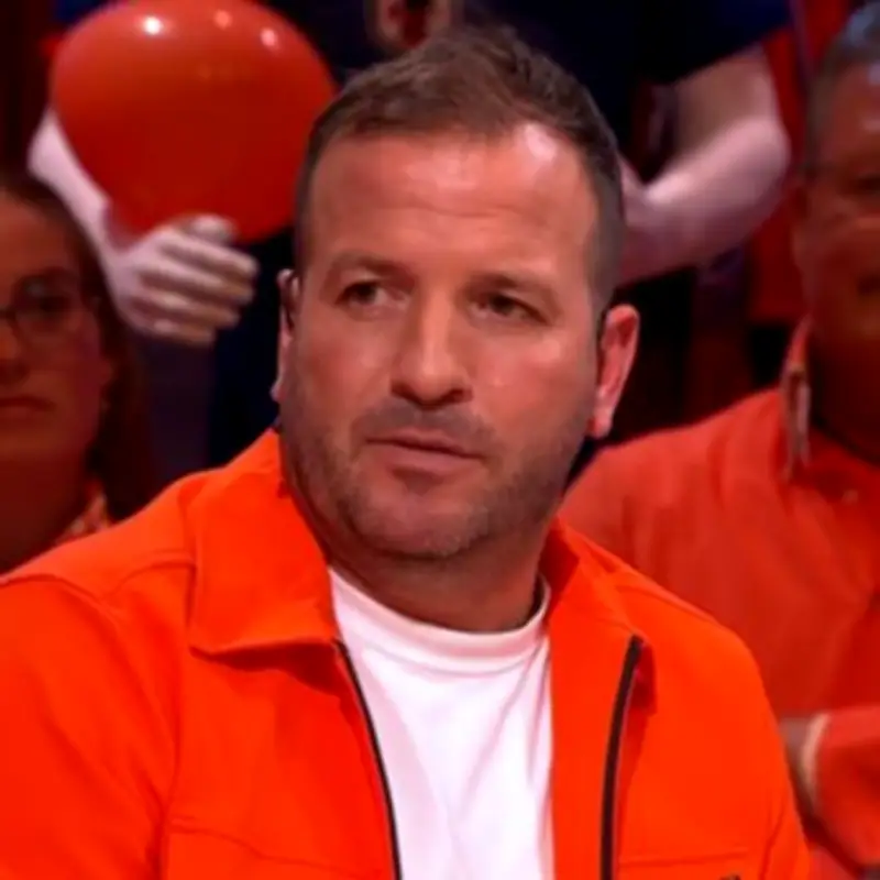 Ex-Premier League Star Van der Vaart Apologises for World Cup Racism Storm