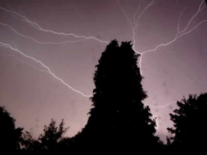 Exact Reason Thunderstorms Happen After Heatwaves Explained