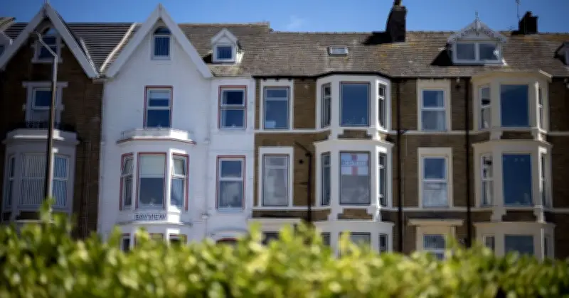Expert: Keep Windows Shut During Day to Cool UK Homes Overnight