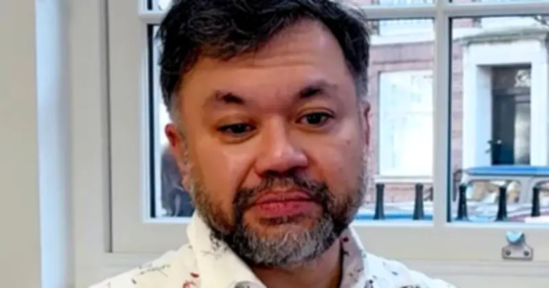 Eye Floaters Warning: Man Hours from Blindness Urges Immediate Check