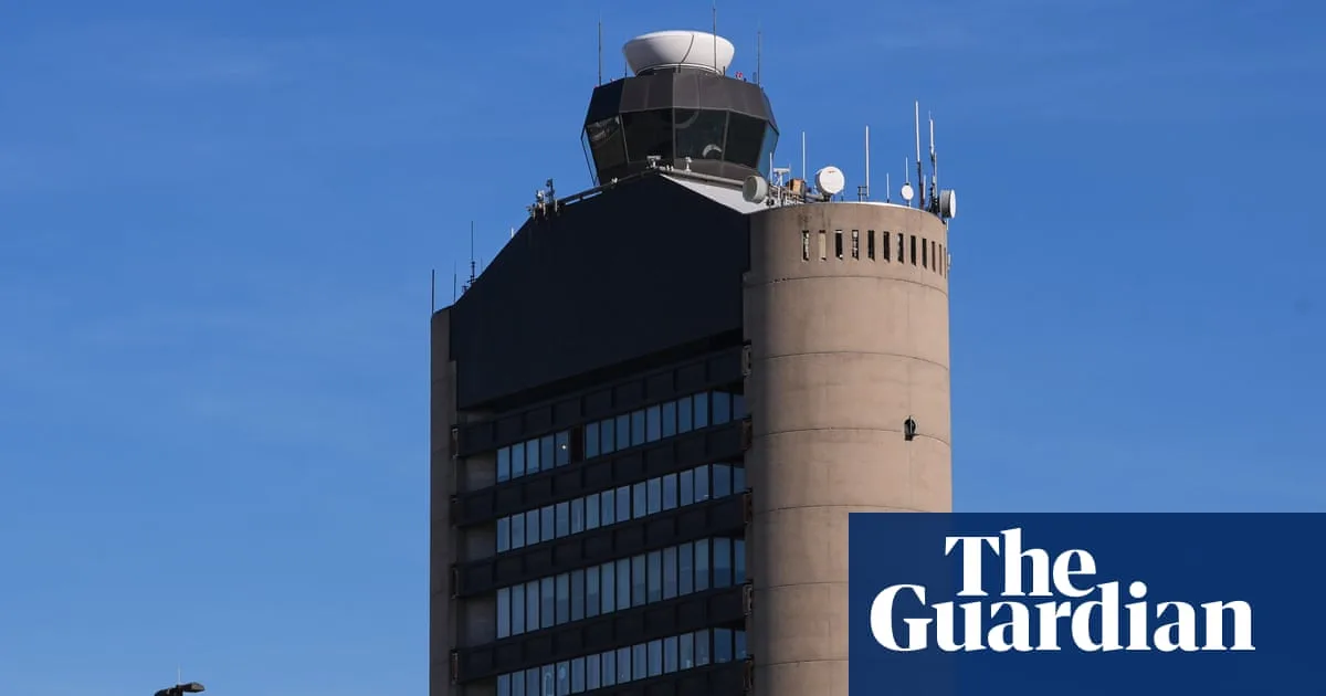 FAA Probes Near Collision Involving Delta and American Jets at Boston Airport