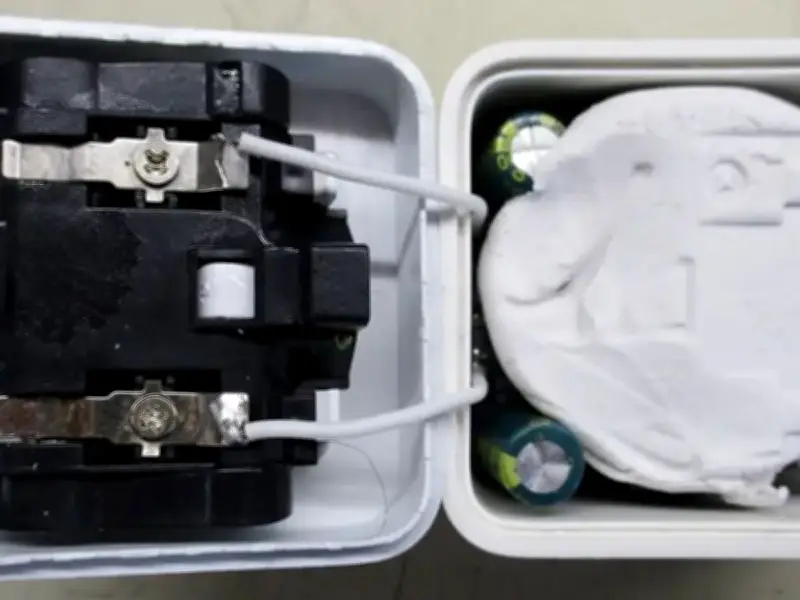 Fake 'Apple' chargers sold on major online retailers risk fire and electrocution