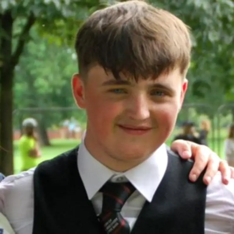Family Blames 'Dodgy Vape Oils' for Teen's Death in Benidorm