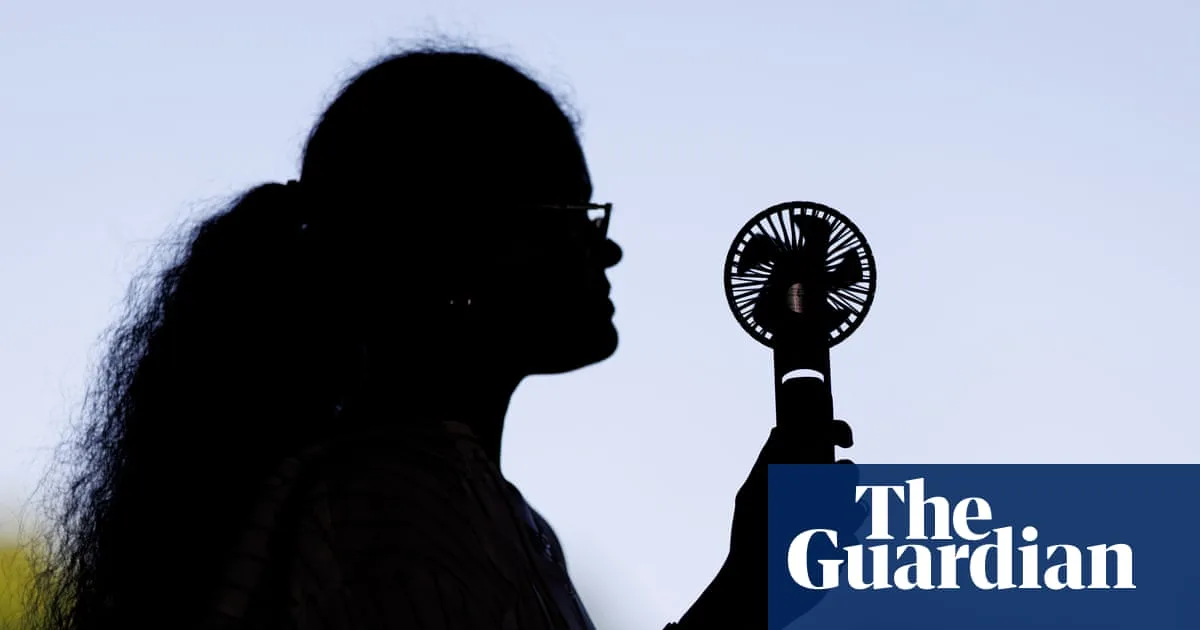 Sales of Fans, Ice Cubes, and Sunscreen Surge During UK Heatwave