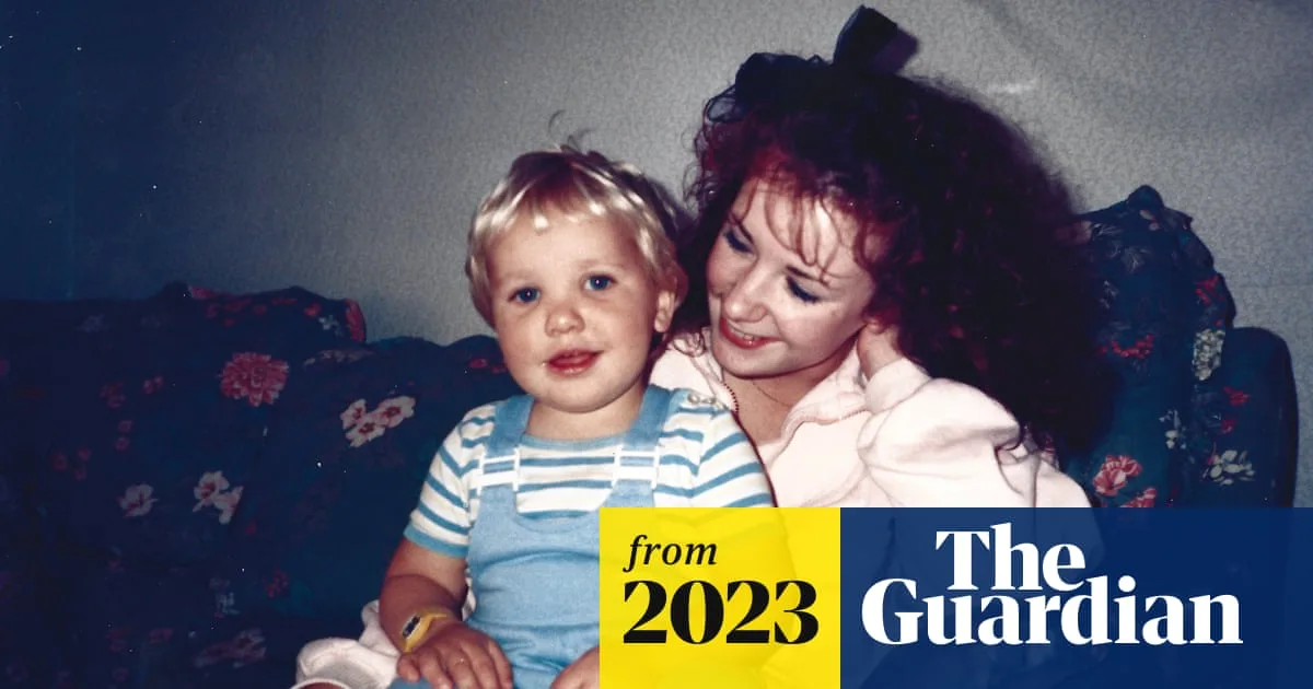 A moment that changed me: I saw my father in court – and knew I had to turn my life around