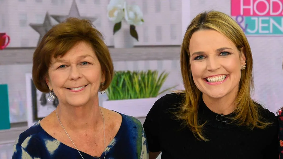 Retired FBI Agent Backs Savannah Guthrie's Private Search for Missing Mother