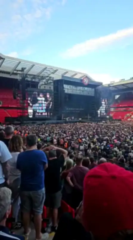 Foo Fighters Dave Grohl Tells Fan 'Get the F*** Off My Stage' After Mentos Costume Stunt