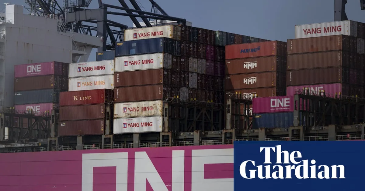 US Closes ‘De Minimis’ Tariff Loophole on Chinese Imports