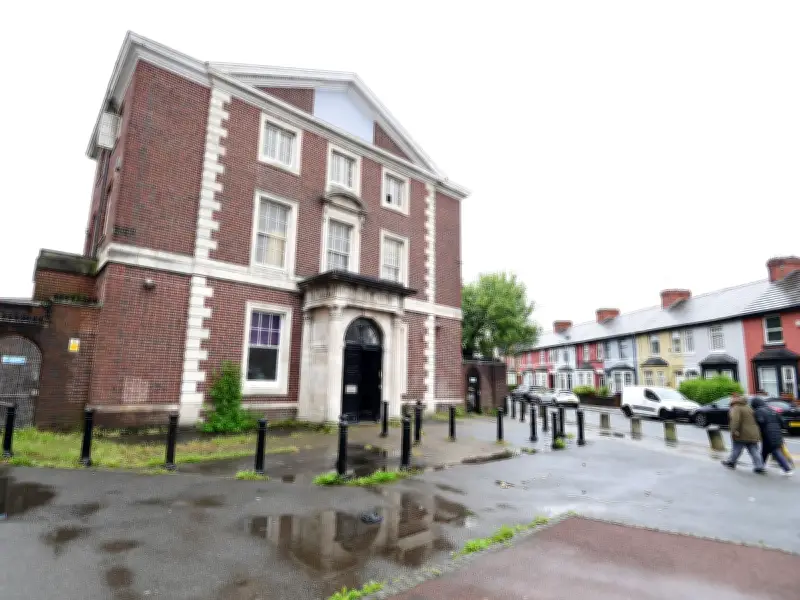 Former NatWest Bank in Walton Vale to be Converted into Flats