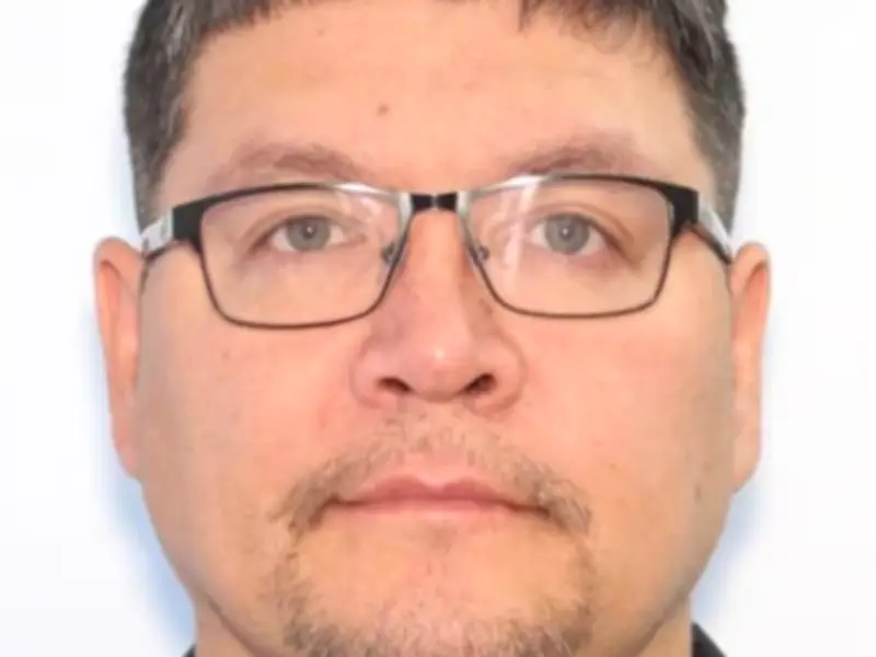 Foster Parent of Year Charged with 47 Counts of Sexual Abuse of Teen Girls