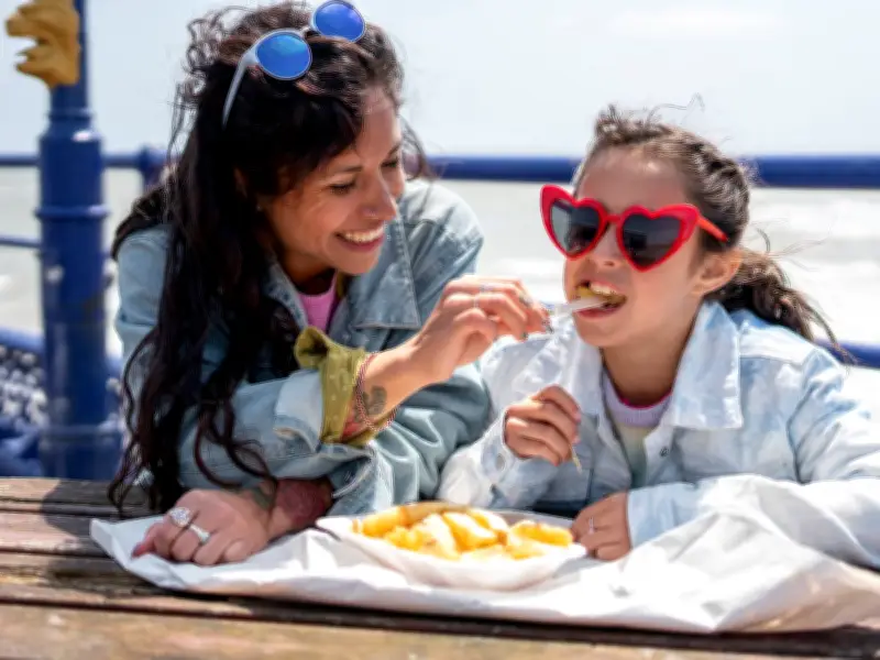 Four Foods to Eat Today as UK Heat Alert Issued