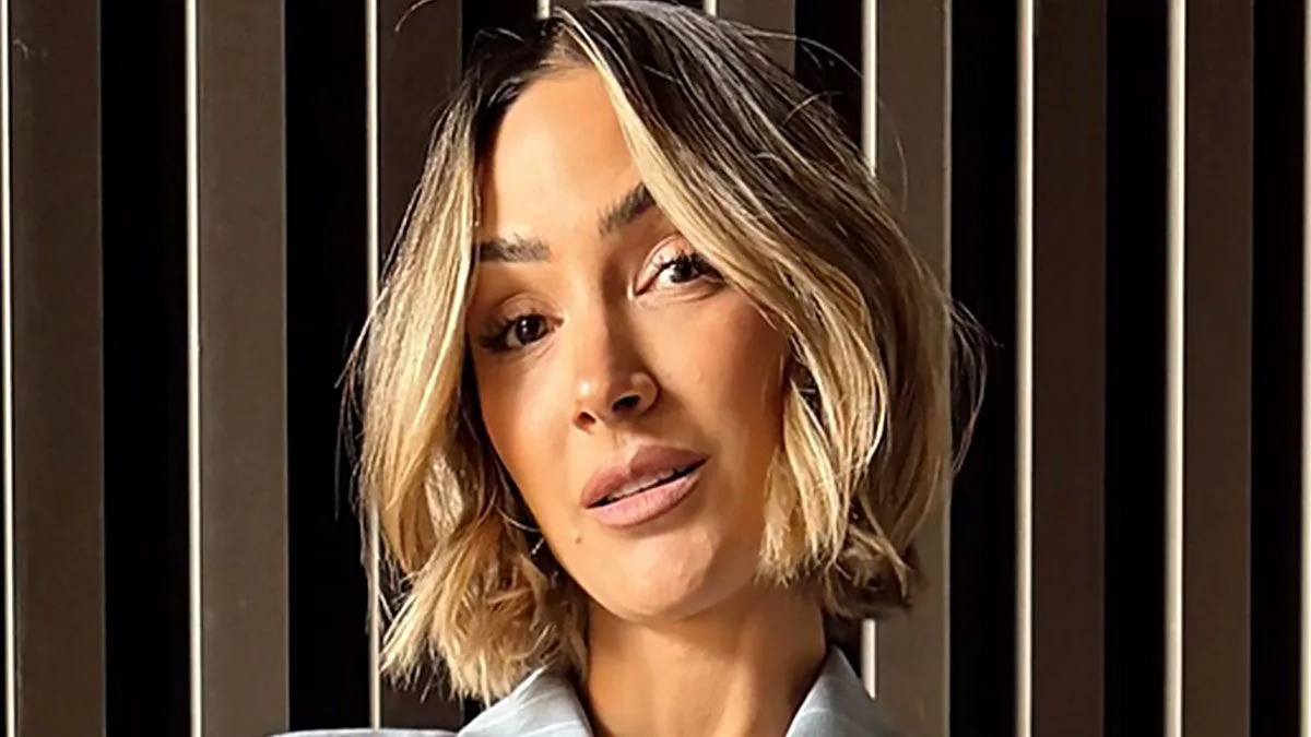 Frankie Bridge Slams 'Double Standards' After Mum-Shaming Comments