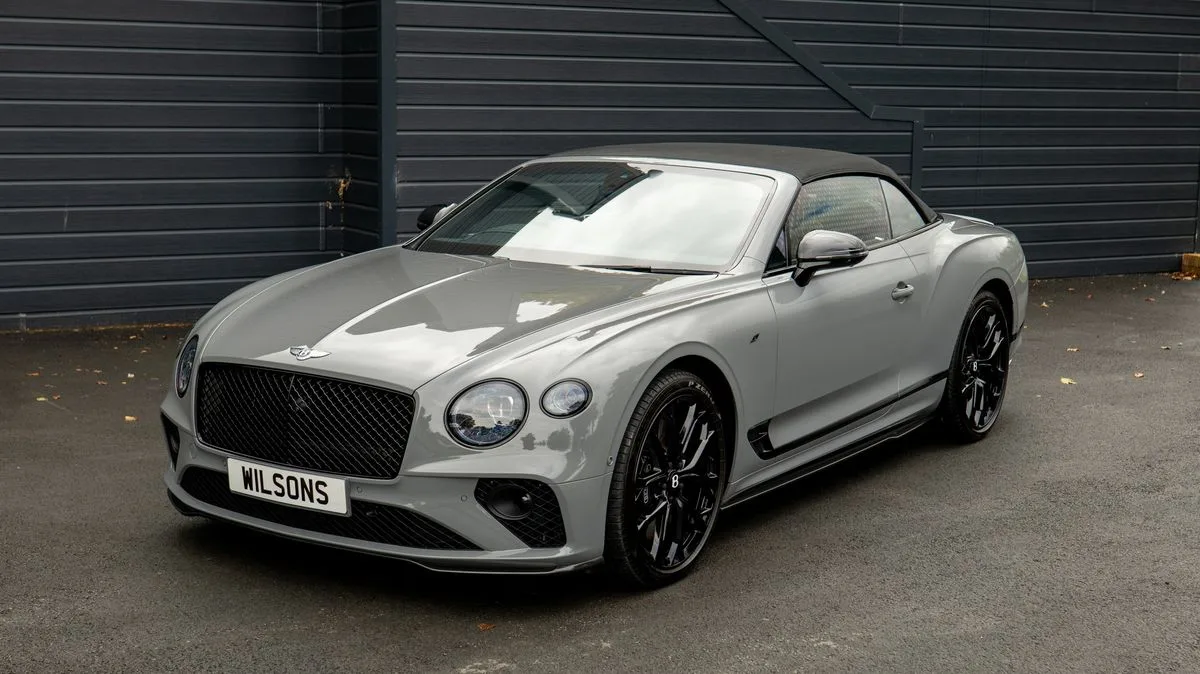 Fraudster's £1m Supercar Collection Heads To Auction