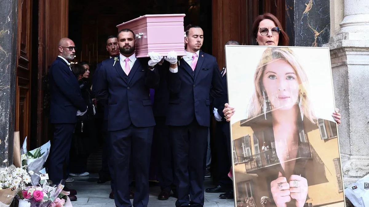French Big Brother Star Loana Petrucciani Laid to Rest in Pink Coffin