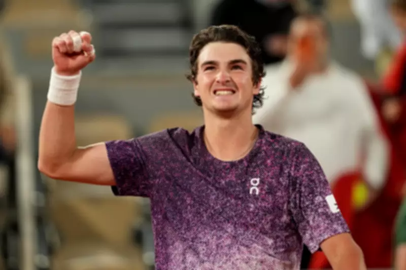 French Open: Fonseca vs Mensik Night Session Blockbuster