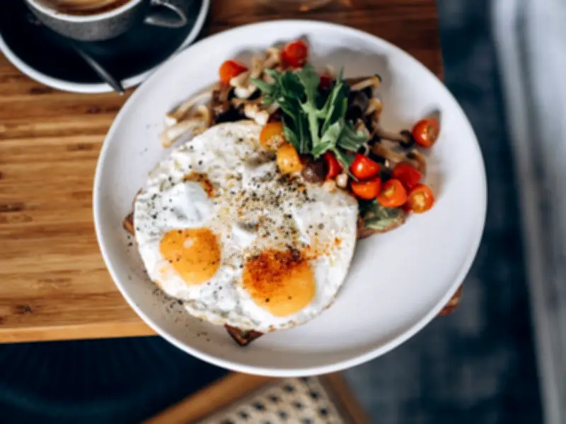Fried Eggs Tastier with Double Cream Instead of Butter or Oil