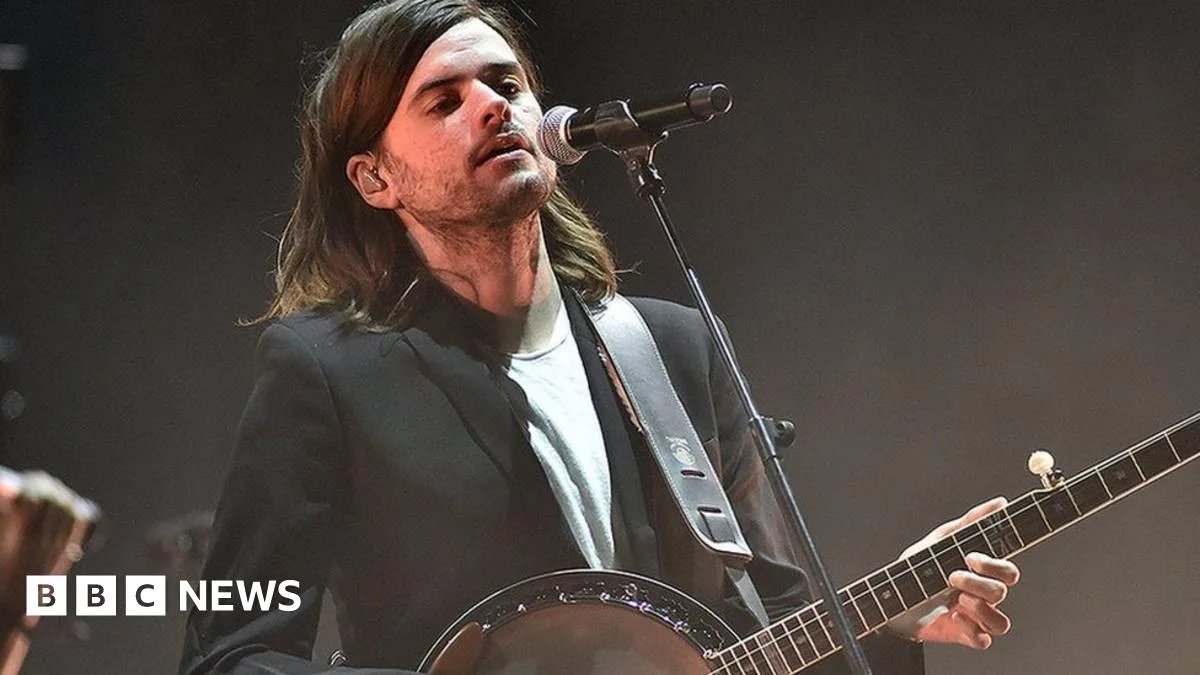 Mumford & Sons' Winston Marshall quits to avoid 'self-censorship'