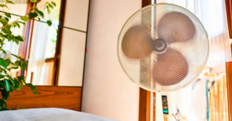 Frozen Milk Carton Trick Makes Fans Cool Rooms Better