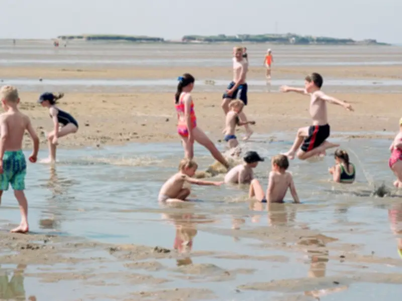 FSA Warns Parents: No Slush Drinks for Children Under Seven in Hot Weather