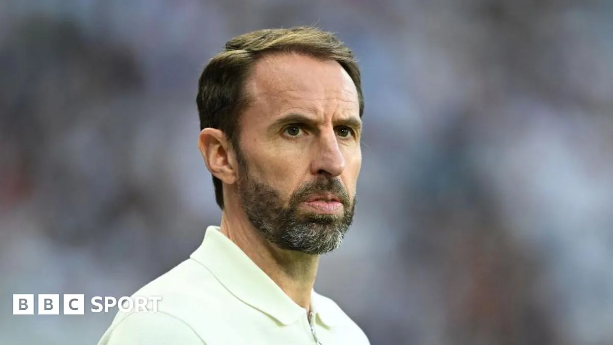 Gary Neville Removes Union Flag Used Negatively At Match