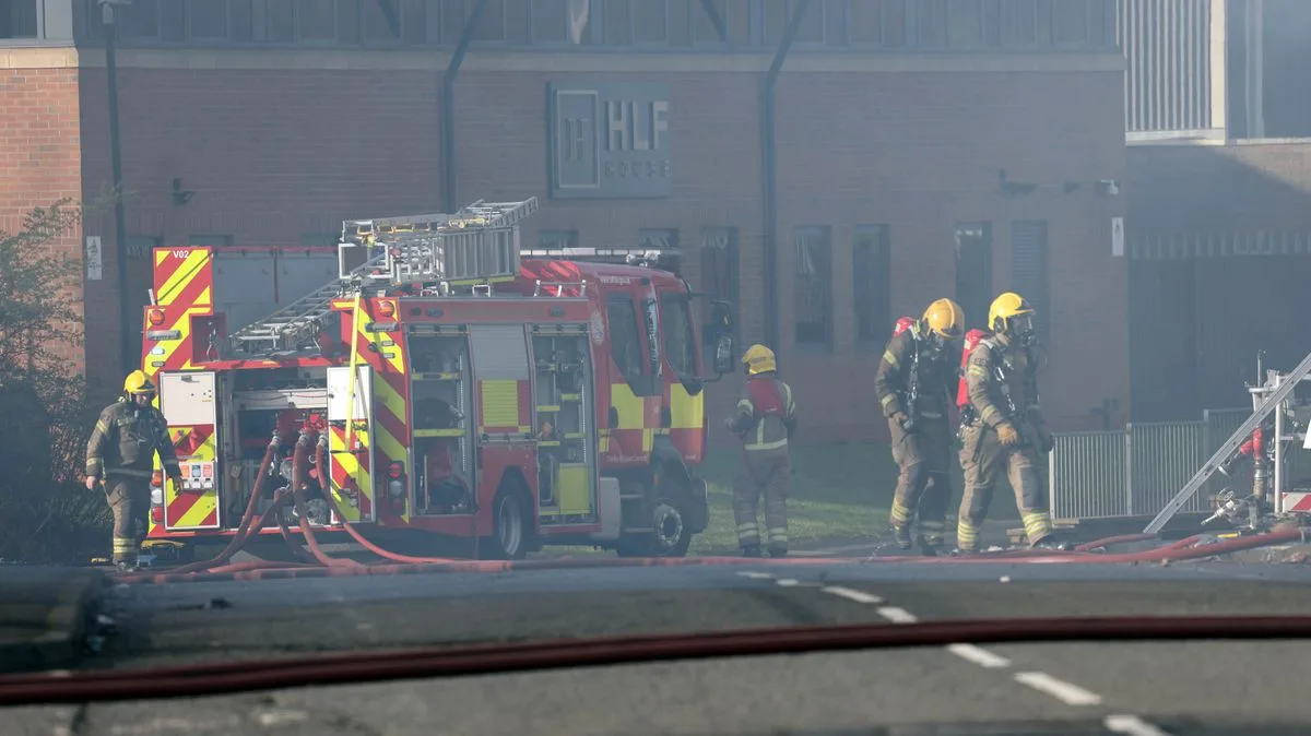 Large Fire Engulfs Industrial Building in Gateshead, Residents Urged to Keep Windows Closed