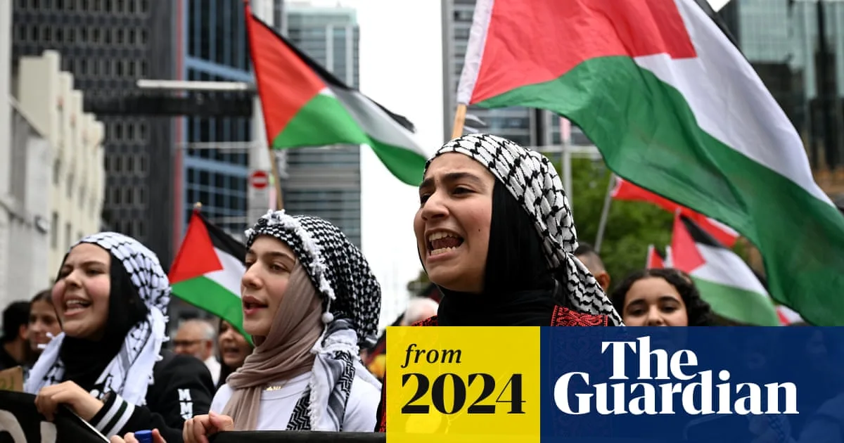 Israel-Gaza war driving rise in news consumption among gen Z Australians, report suggests