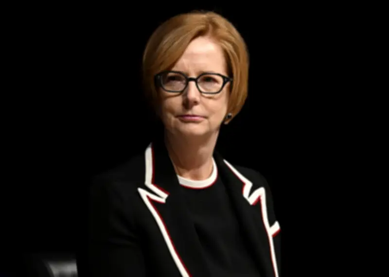 Gillard and Albanese condemn 'ditch the witch' campaign against Victorian premier
