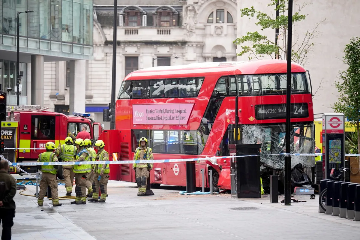 17 Injured After Bus Mounts Pavement Near Victoria Station