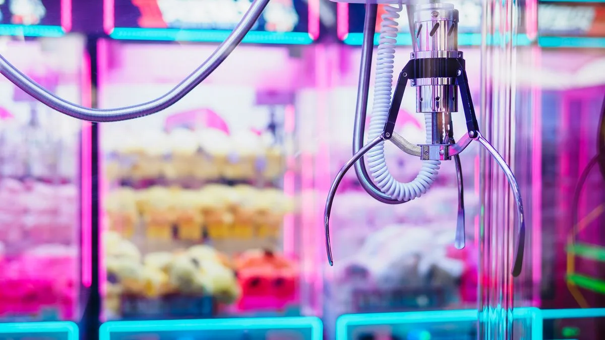 'God Tier' Claw Machine Trick Guarantees Win, Claims Instagram User
