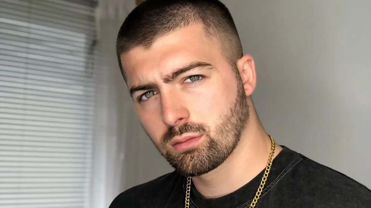 Gogglebox's Tom Malone Jr. Lands Job Testing Office Chairs After Quitting Show