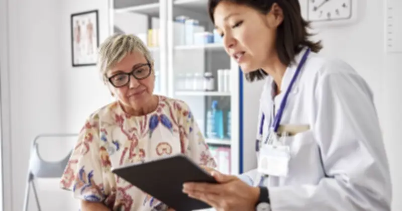 GP Explains Why He Asks Patients If They've Googled Symptoms