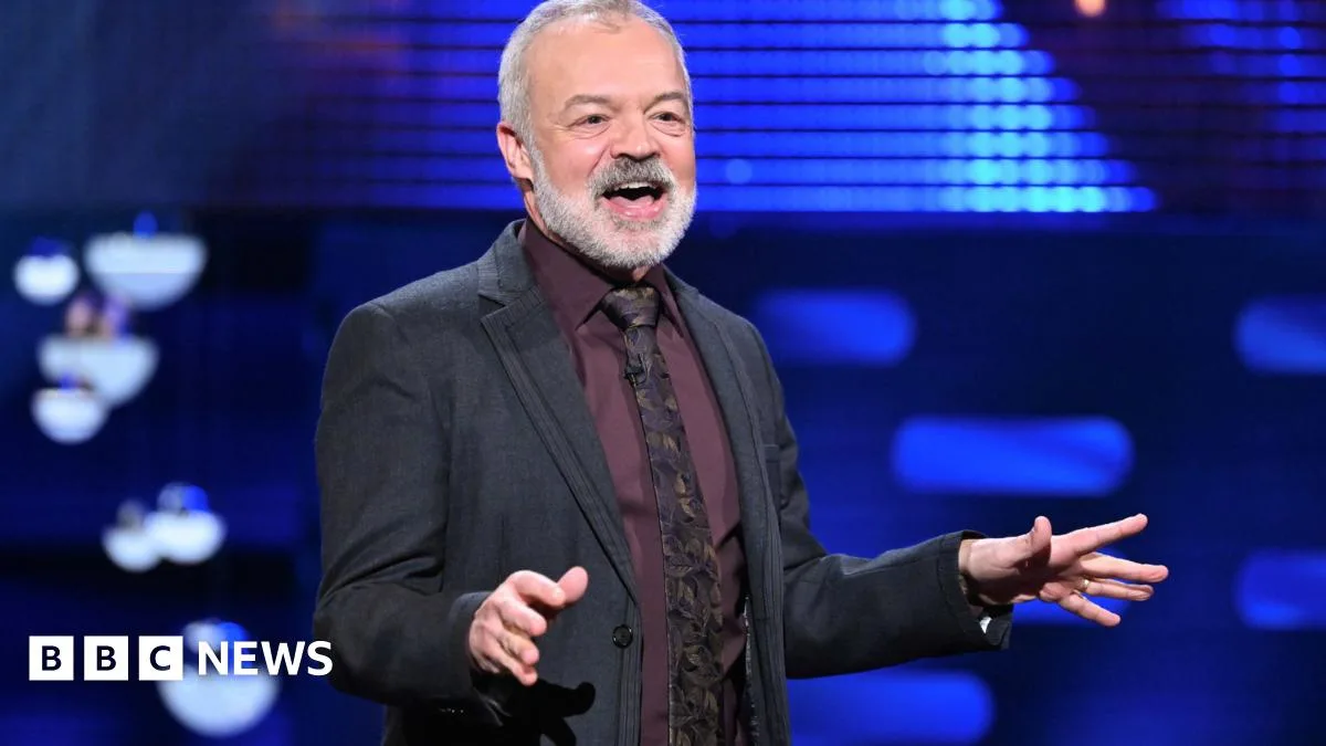 Graham Norton Quits Virgin Radio Weekend Show to Reclaim Saturdays