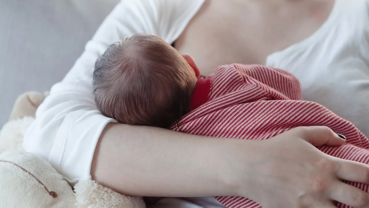 Grandmother Breastfeeds Grandchildren Without Parents' Permission, Loses Friend