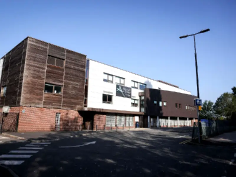 Greater Manchester Schools and Nurseries Close Early in Extreme Heatwave