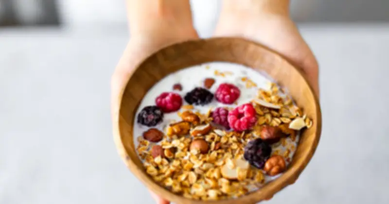 Greek vs Natural Yoghurt: Key Differences Explained
