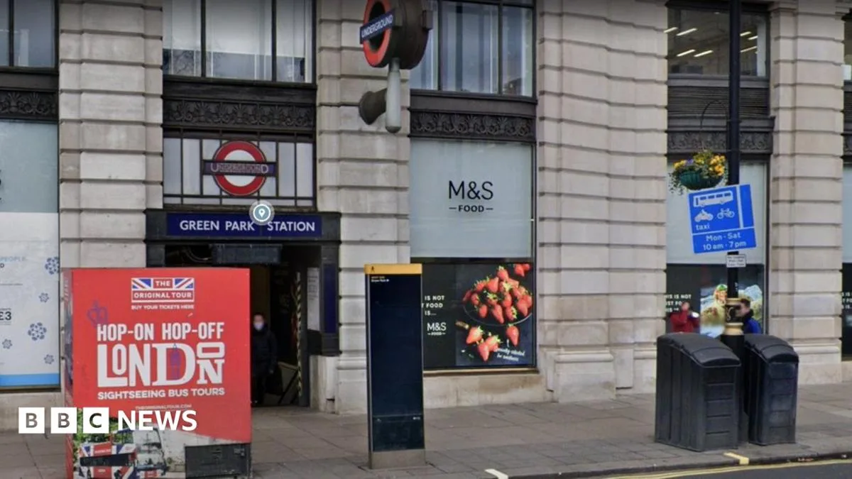 Green Park Station Reopens After Stabbing Arrest on Jubilee Line
