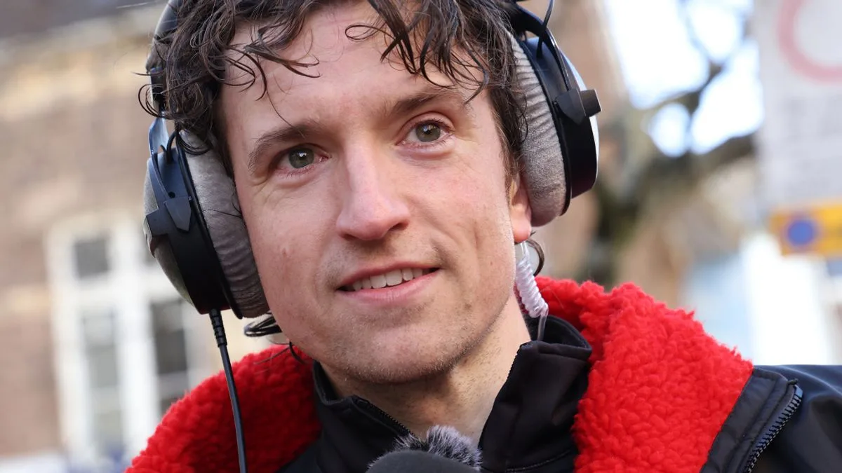 Greg James Breaks Down in Tears During Comic Relief Cycle Amid Father's Illness