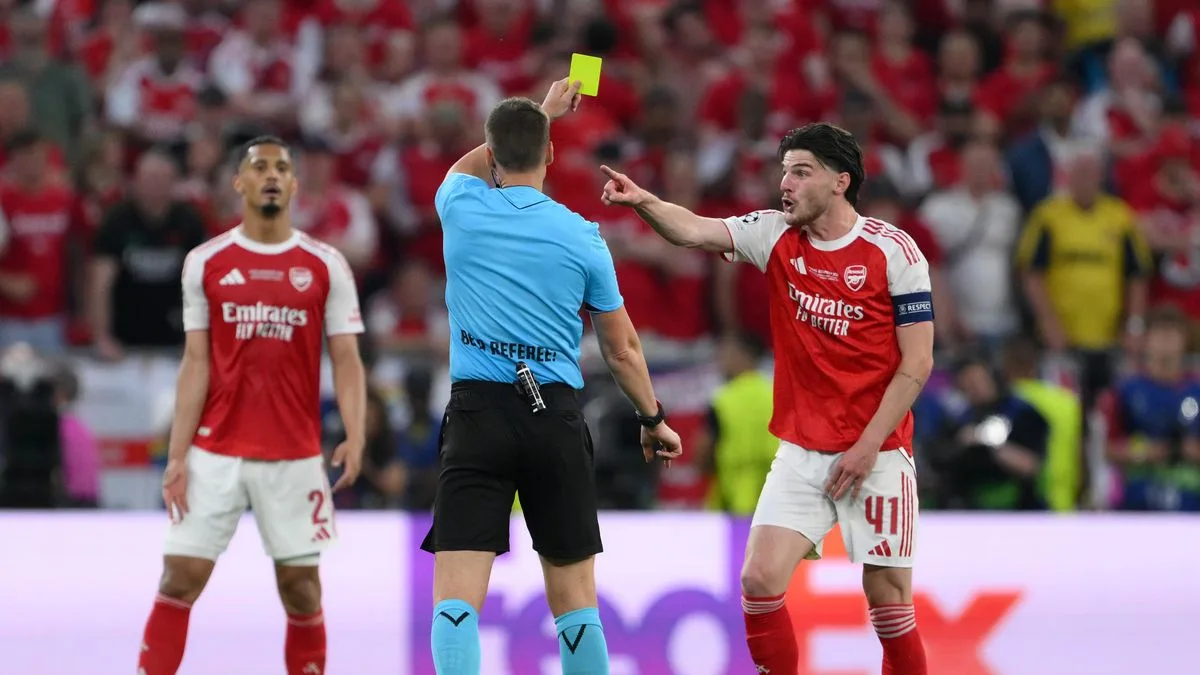 Hackett Backs Arsenal Over PSG Penalty Controversy