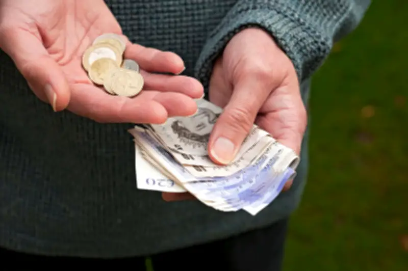 Hackney Woman Gets £200 After Council Delays Writing Off Debt