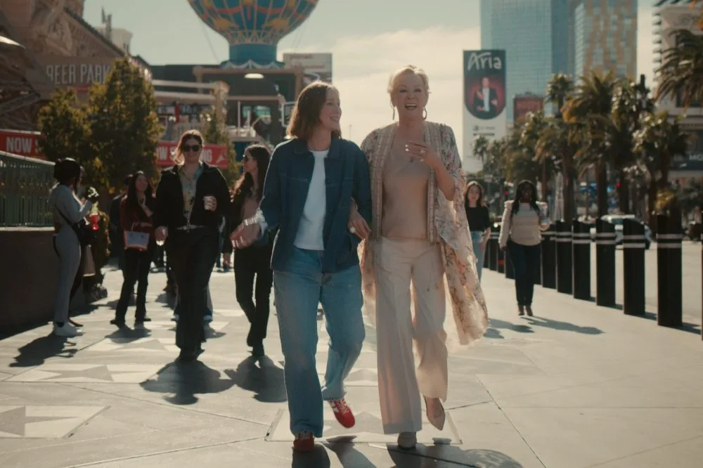 'Hacks' Creators on Finale Twist That Made Viewers Cry