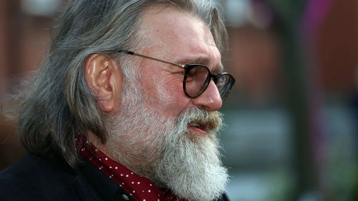Hairy Bikers' Si King Launches New Beer in Tribute to Late Dave Myers