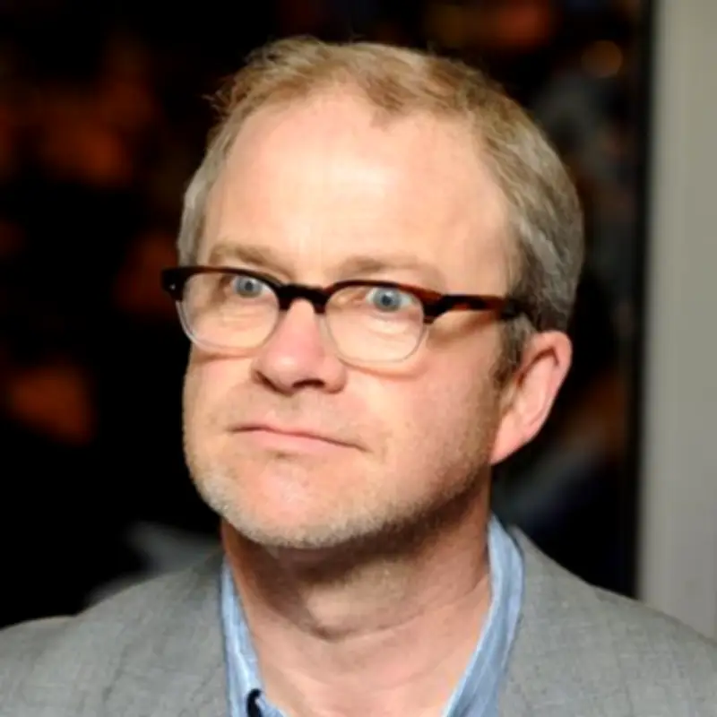 Harry Enfield Becomes Real-Life Old Git, Dreams of Shooting Litterbugs