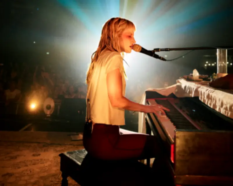 Hayley Williams Solo Tour: Punk and R&B Unite in London
