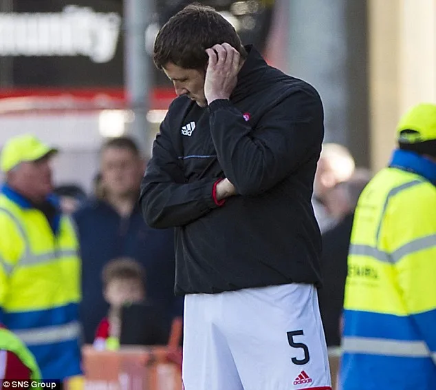 Hamilton Player-Manager Martin Canning Faces Selection Dilemma in Premiership Survival Fight