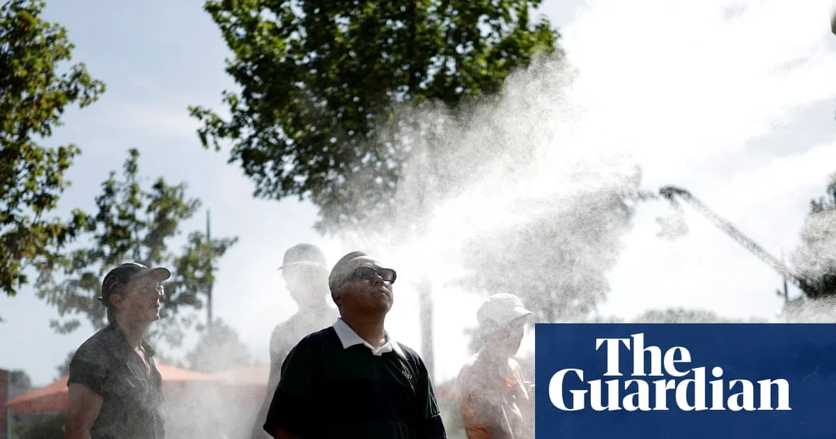 Scorching Heat Tests Players at French Open