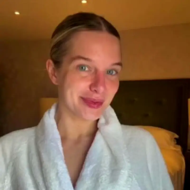 Helen Flanagan Stuns in Natural Look Before £100 Royal Ascot Outfit